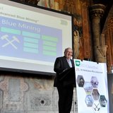 Prof. Oliver Langefeld